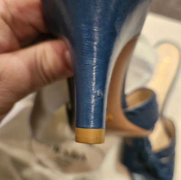 PRADA HEELS - Picture 6 of 6